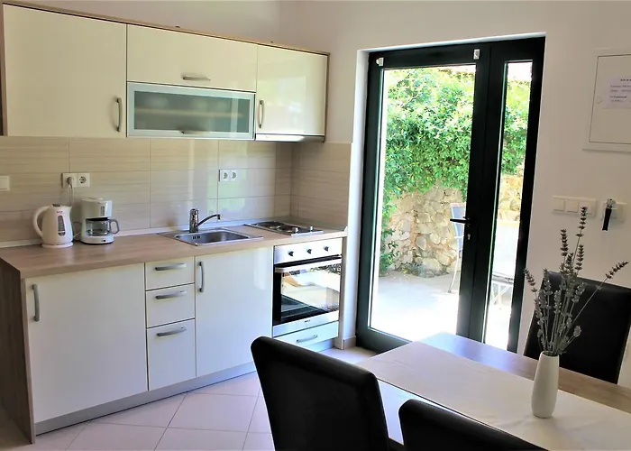 ゲストハウス Ankora 3*